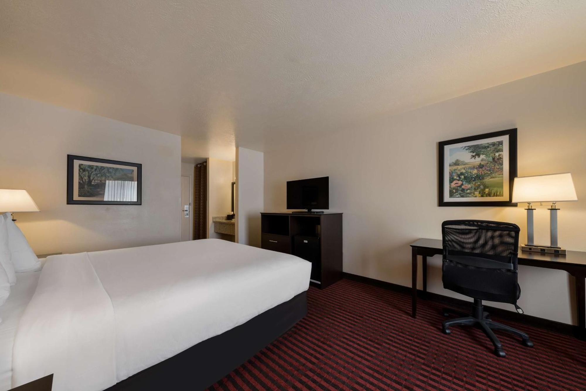 Best Western Salinas Valley Inn & Suites Exteriör bild