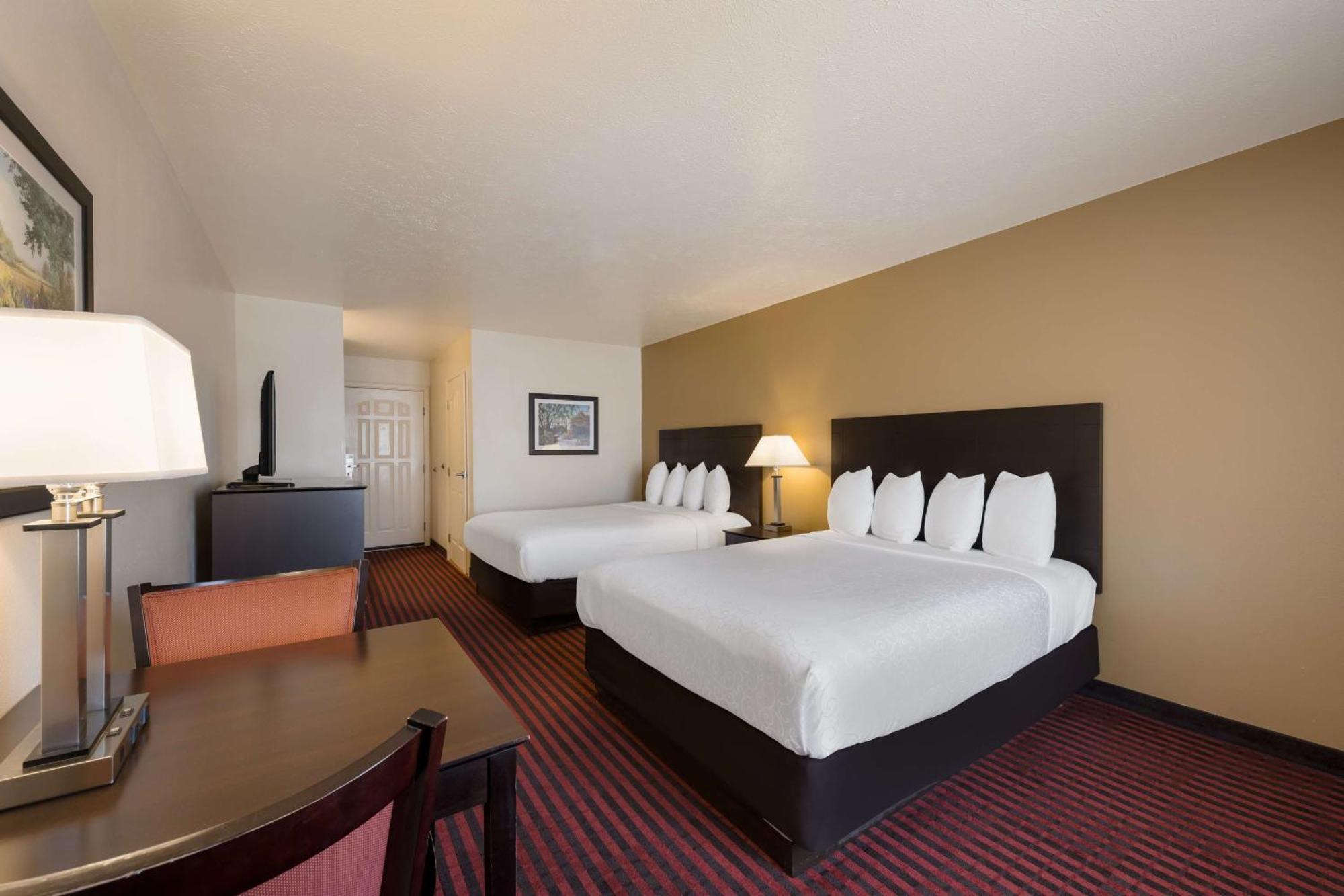 Best Western Salinas Valley Inn & Suites Exteriör bild
