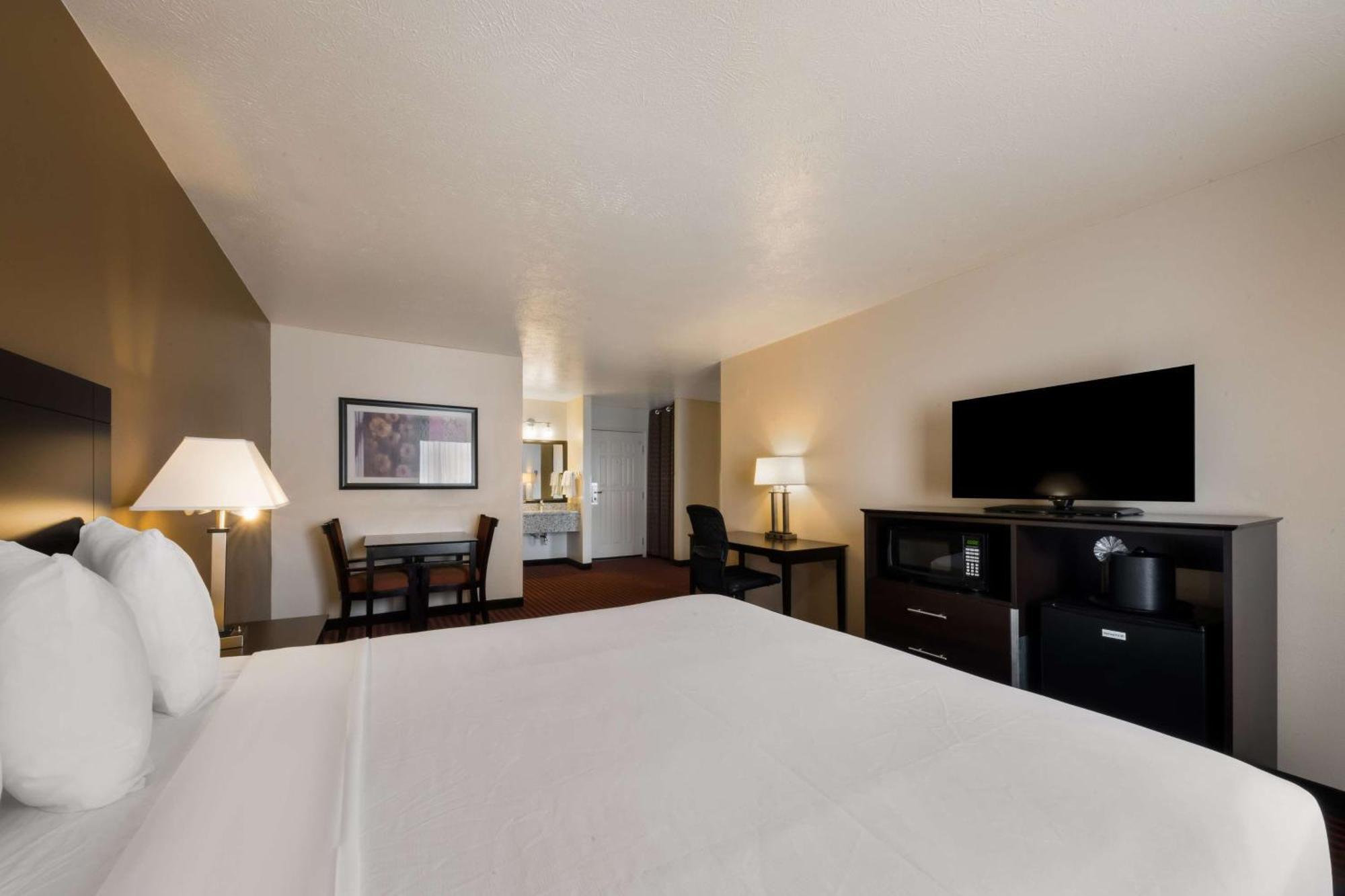 Best Western Salinas Valley Inn & Suites Exteriör bild